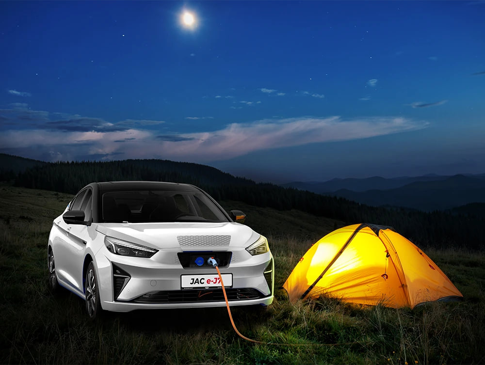 Цена на новый электромобиль JAC e-J7 в Казахстане, по текущему курсу, составляет 2,49 млн рублей.