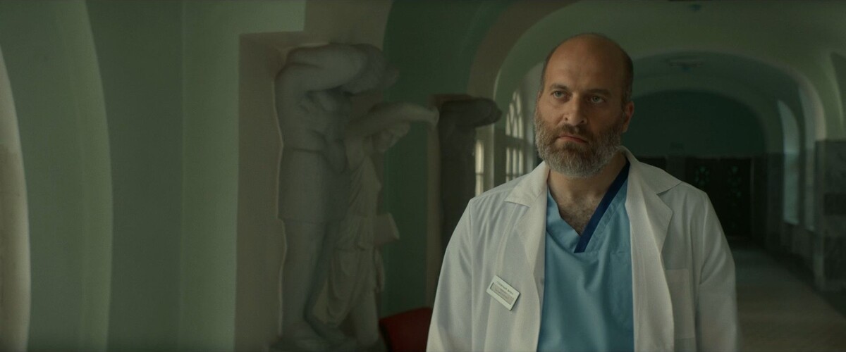 В коллекцию отечественных актёров, кому не помешает посетить логопеда. 