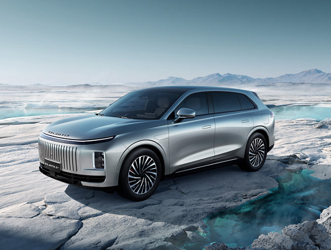 Exlantix ET. Экстерьер.