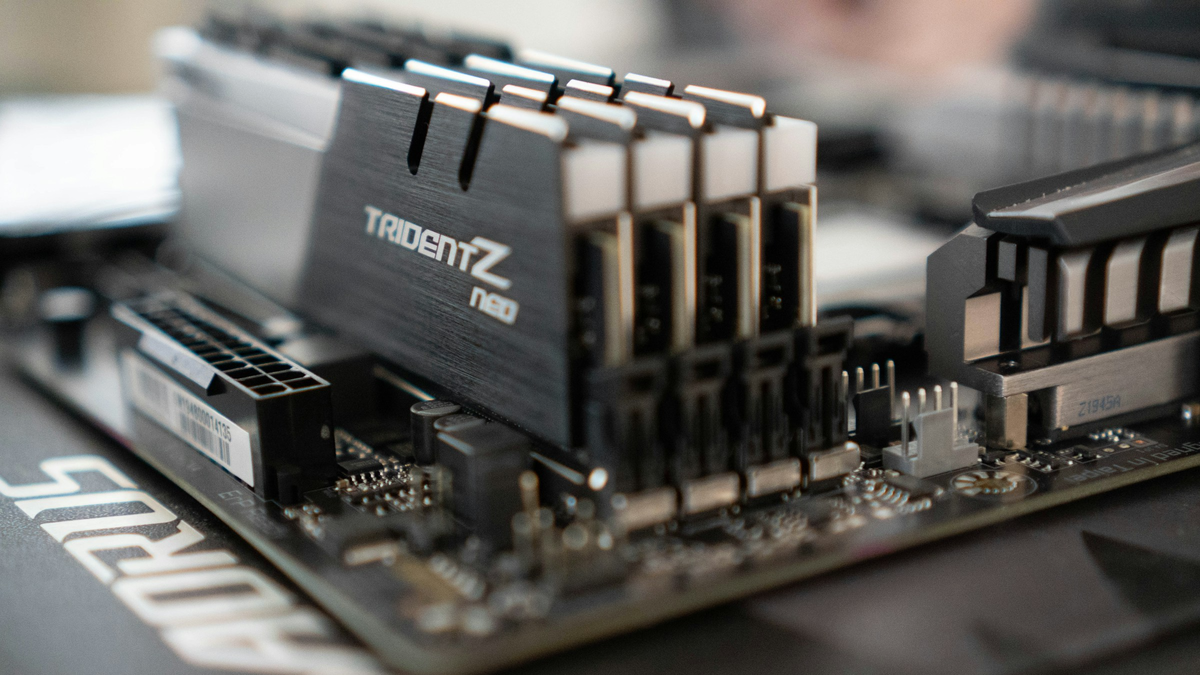 Лучшая оперативная память для игрового ПК в 2025