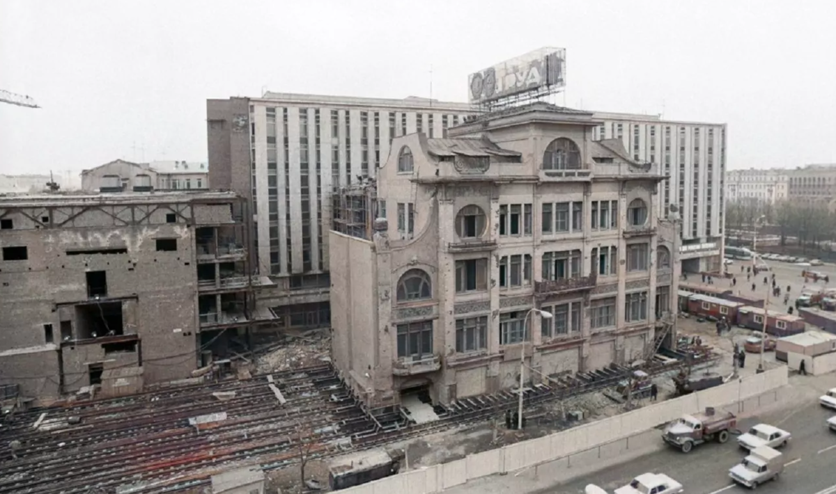 Кто узнал место? 