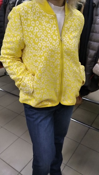 Новый текстильный бомбер на подкладке, размер м, цена 3000