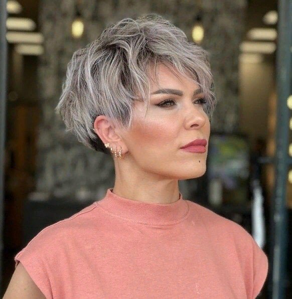 Текстурная короткая стрижка и тонирующие маски, красивые укладки, и вы уже красотка.