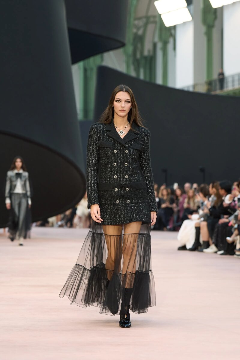 Chanel Fall 2025 Ready-To-Wear