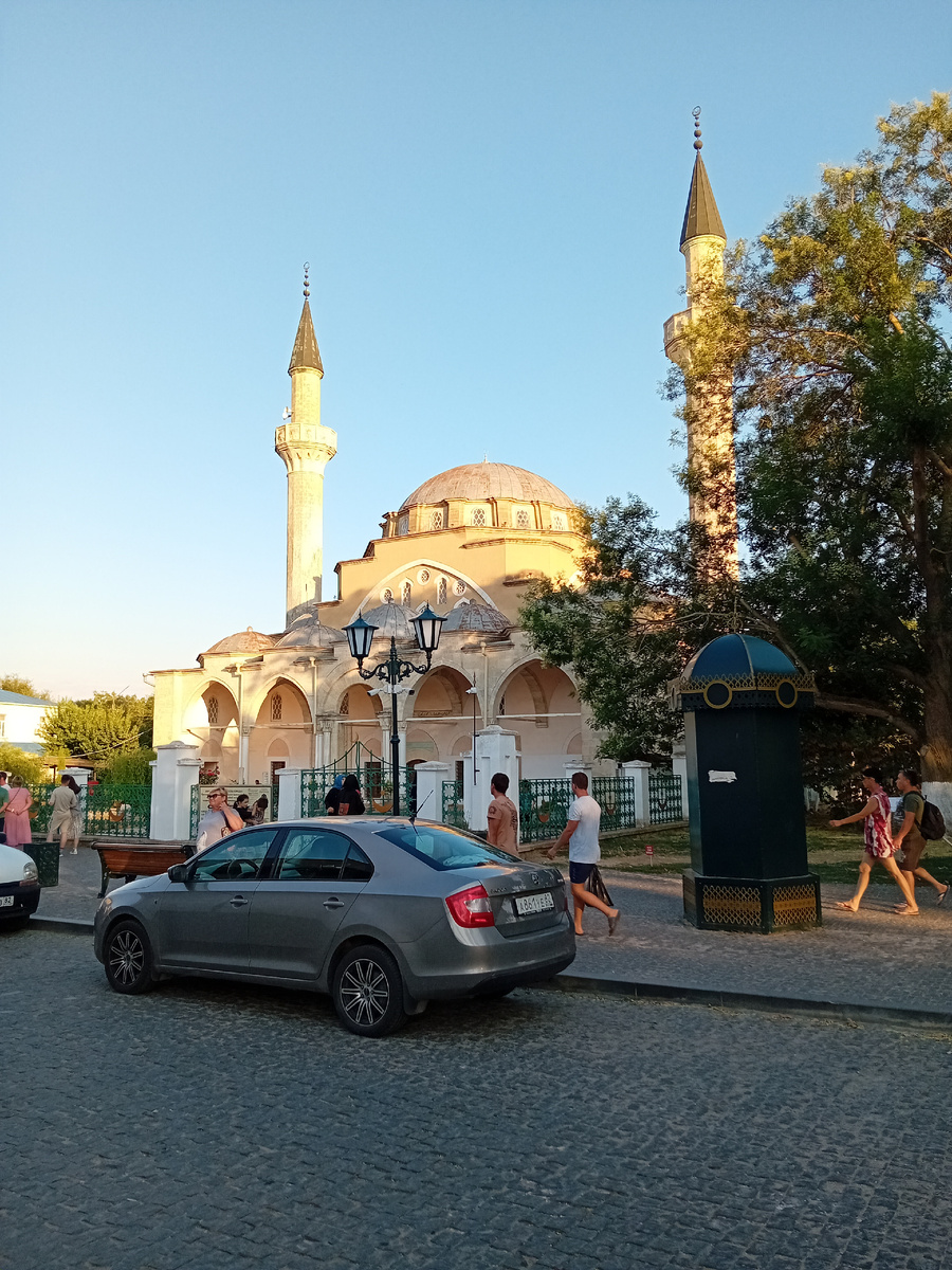 Авторское фото.Красавица мечеть Джума-Джами, мусульманская святыня.