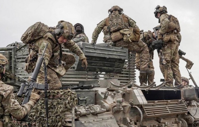    Социальные сети