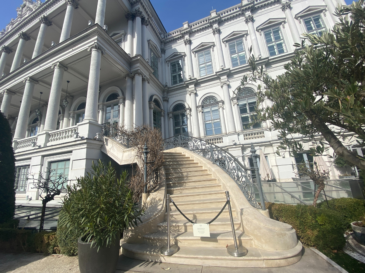 Дворец Кобург