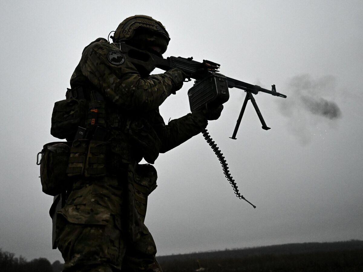    Военнослужащий ВС России в зоне СВО© РИА Новости / Станислав Красильников