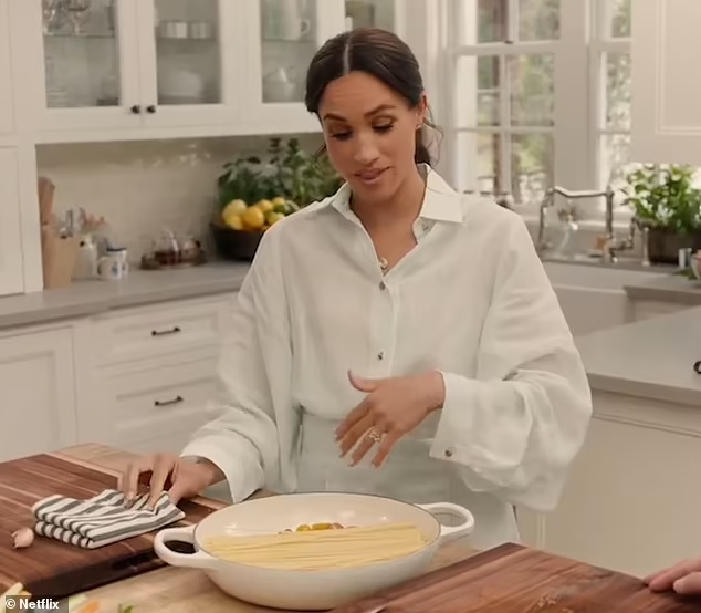 Зрители были озадачены весьма необычной попыткой Меган приготовить пасту.