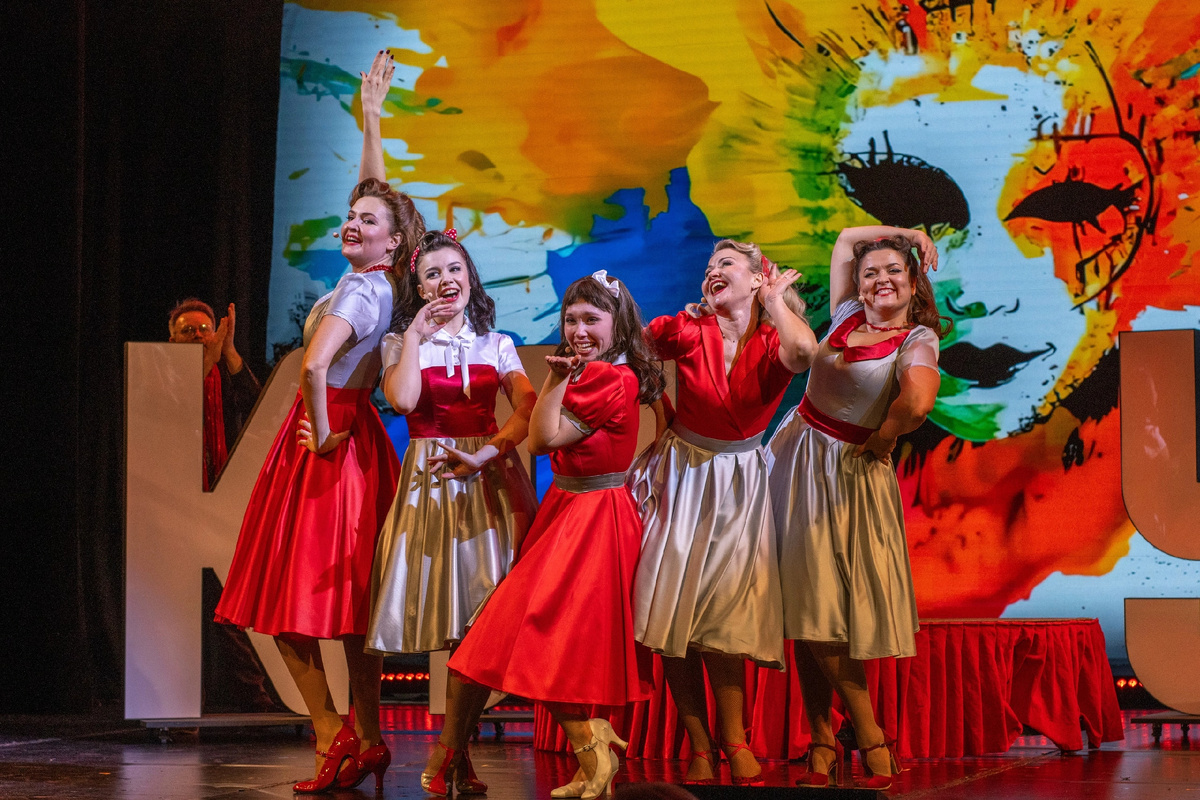Рок-н-ролл мюзикл «Девчата». Фото: Олег Румянцев