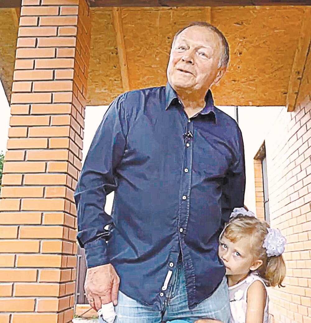    Борис Галкин с дочкой Анной. Фото: www.ntv.ru