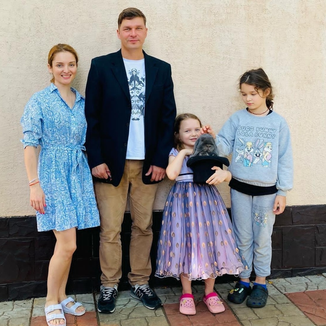Руслан Ягудин с женой Аллой и детьми