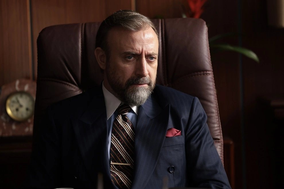 Кадр из сериала "Если король проиграет". Картинка из Интернета.