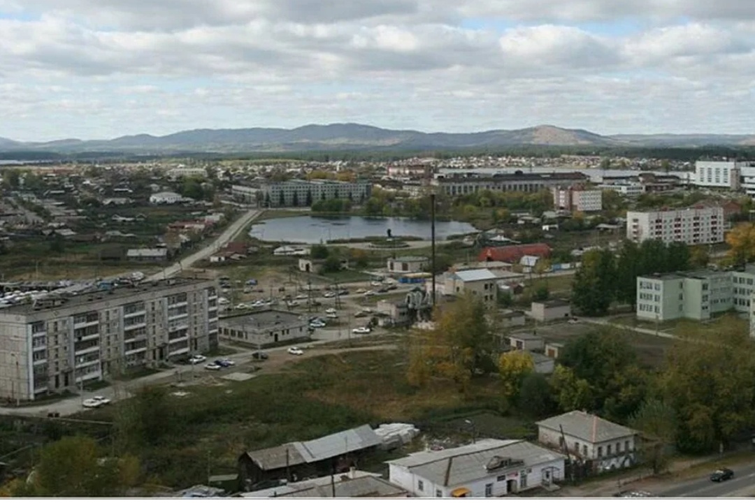 В центре Каслей .