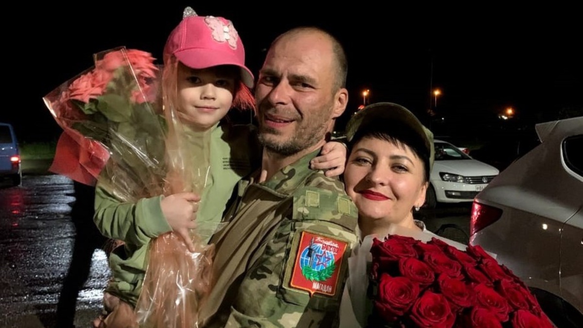 Фото: Б. Атласюк с женой Оксаной и дочерью Аней / Из личного архива Б. Атласюка