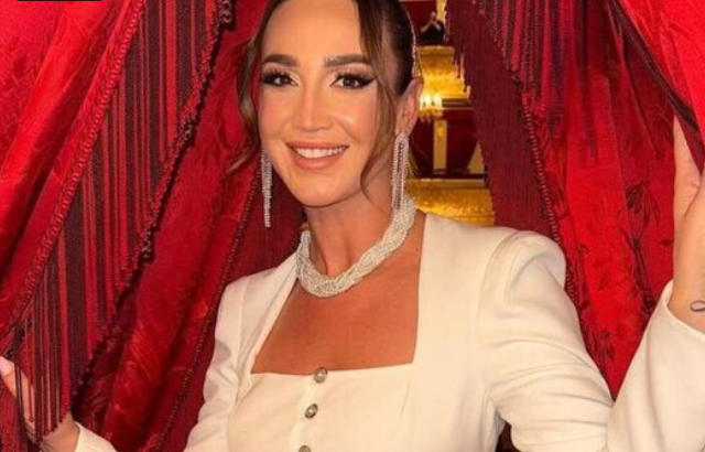 Наши уютные заведения все к Вашим услугам, дорогие господа...