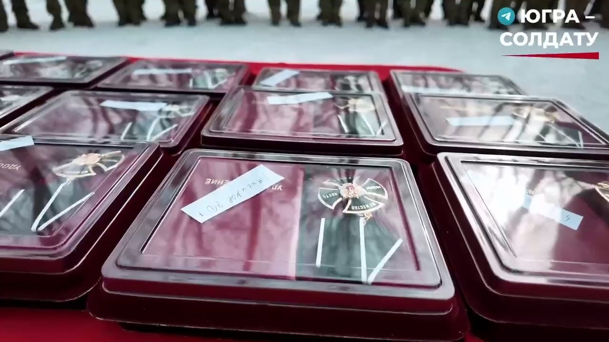    Танкистам из Югры вручили «Окопные кресты» за отвагу