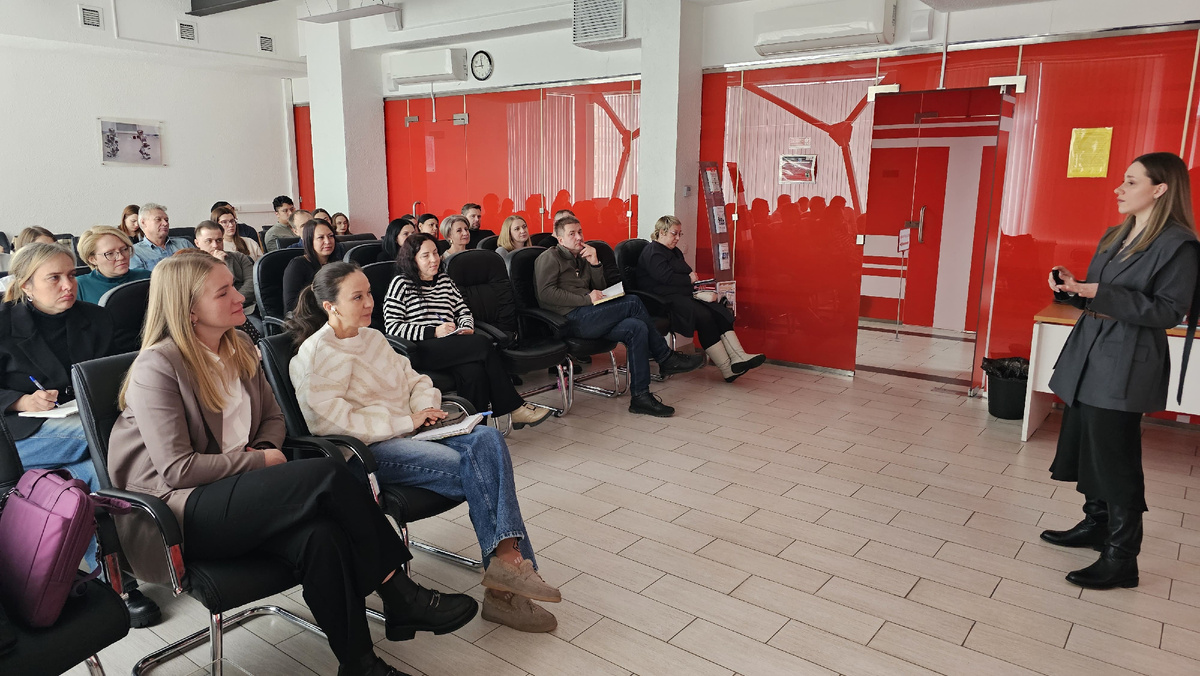 Предприниматели приехали учиться продавать в интернете, несмотря на снегопад