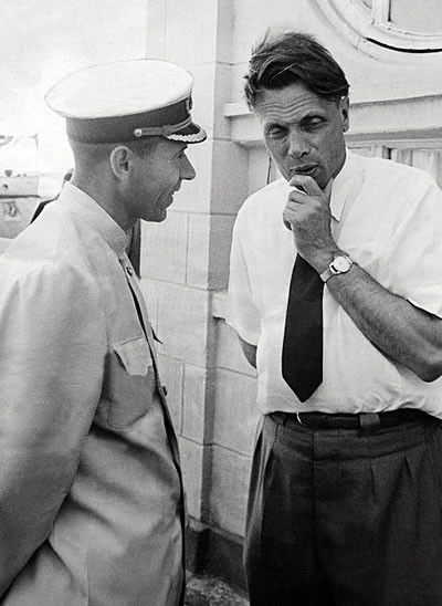 Главный капитан-испытатель «Ракеты» Виктор Полуэктов и главный конструктор Ростислав Алексеев в Москве, 1957 год. https://2009-2020.oborona.ru.