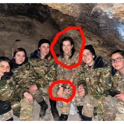 С аппетитами и примитивными расчетами соседей все понятно. И спешат они тоже вовсе не случайно. Надо успеть, извлечь максимум из ситуации, пока еще в Армении правят "эти". Правда, с судами над "террористами" и в связи с их размещением наверняка возникнут проблемы.