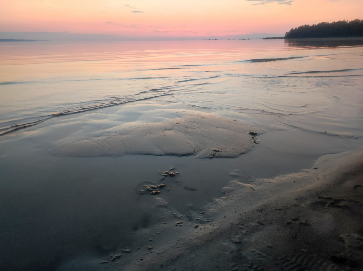 Пляж после отлива.