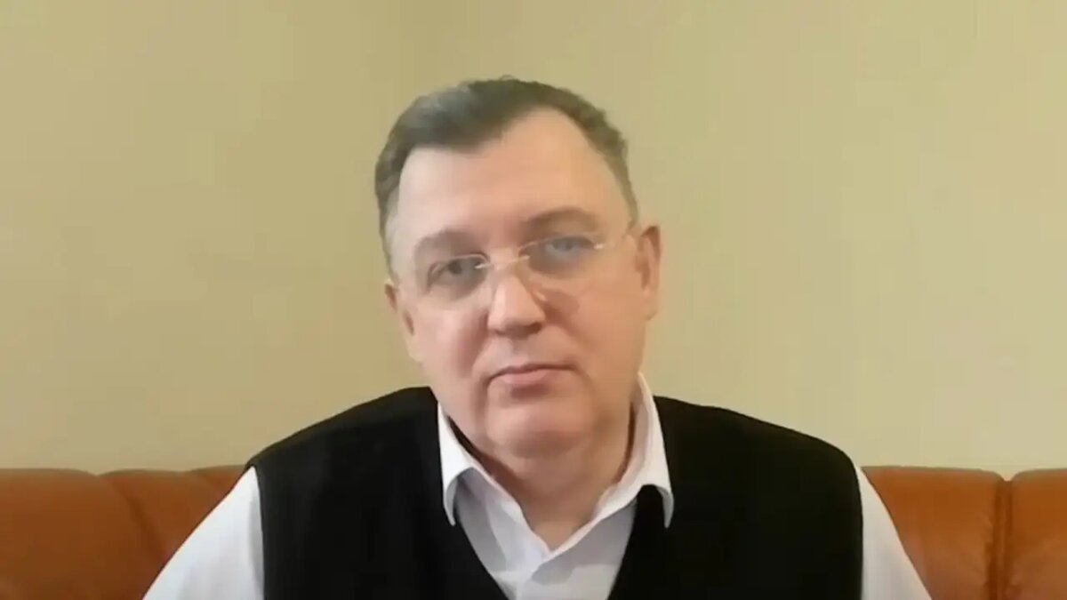    Политолог Александр Дудчак