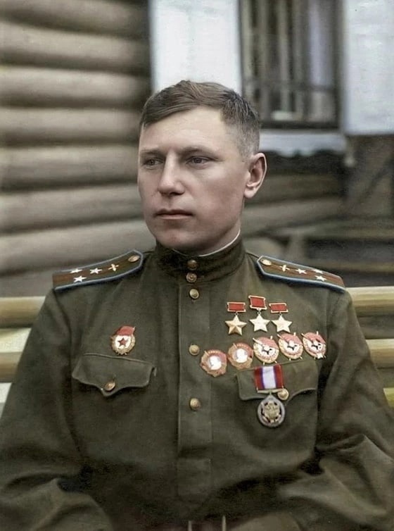 Трижды Герой Советского Союза Александр Покрышкин