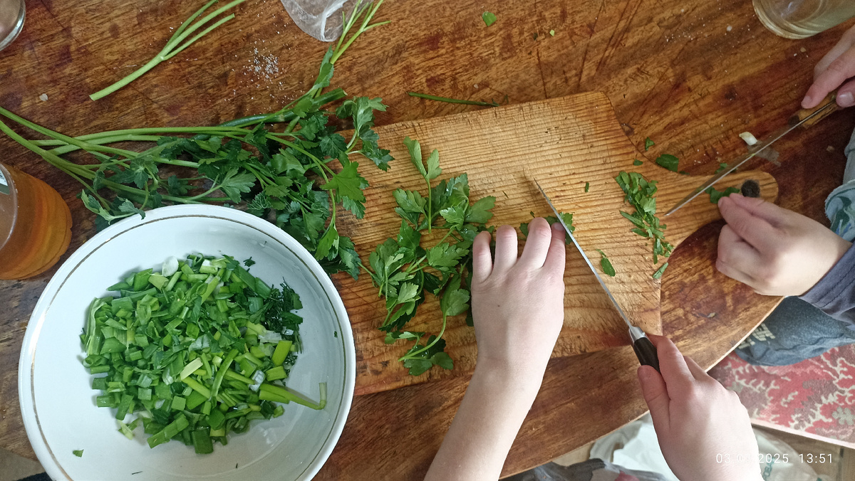 Салат "Весенний". Моторика мелкая. 