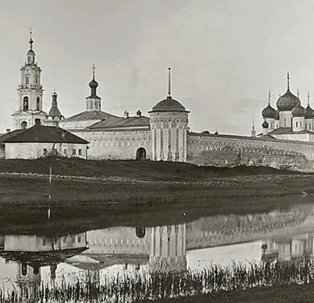 Калязинский Троицкий монастырь XIX век. Источник: http://welcometver.ru/