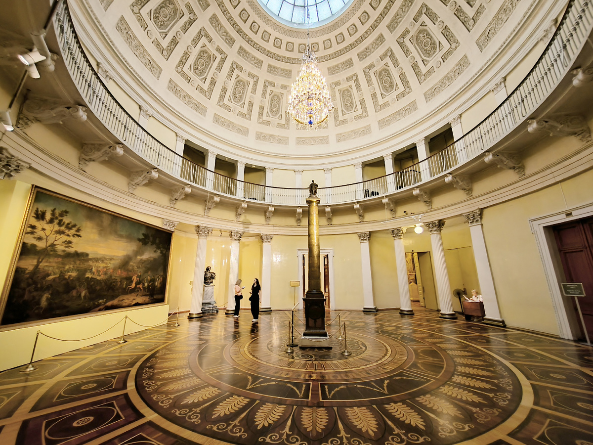 Ротонда. Зал №156. Фото автора.