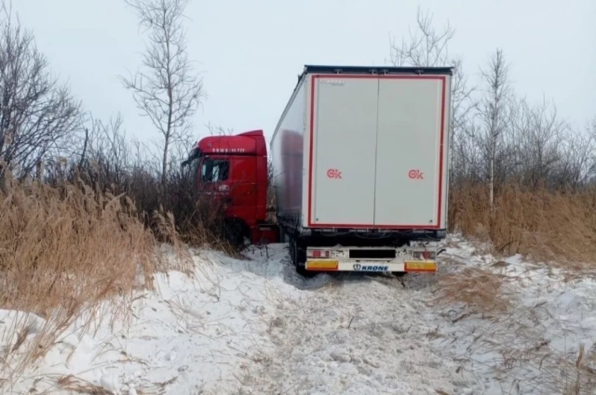    Водитель КАМАЗа погиб на трассе под Новосибирском