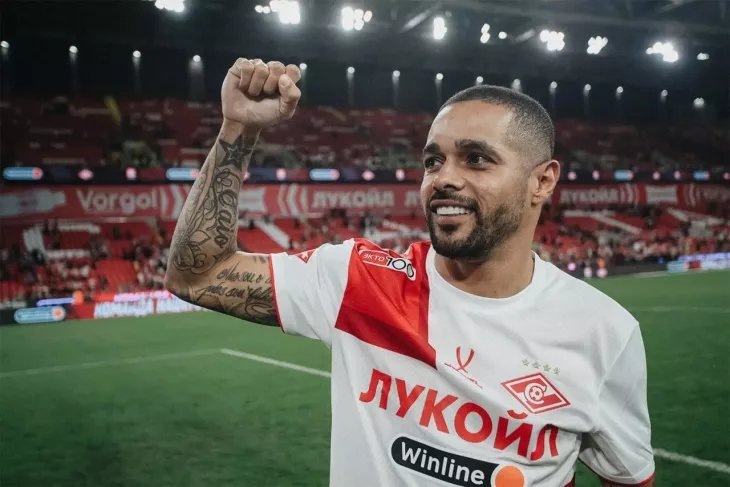    Шесть забытых расистских скандалов до Вендела: черная акция «Спартака», атака на Думбия, неудачная шутка Гамулы Фото #1