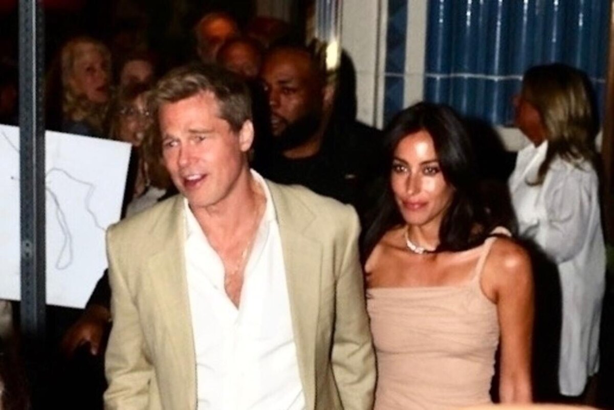    Питт совершенно счастлив с Инес де Рамон LEGION-MEDIA