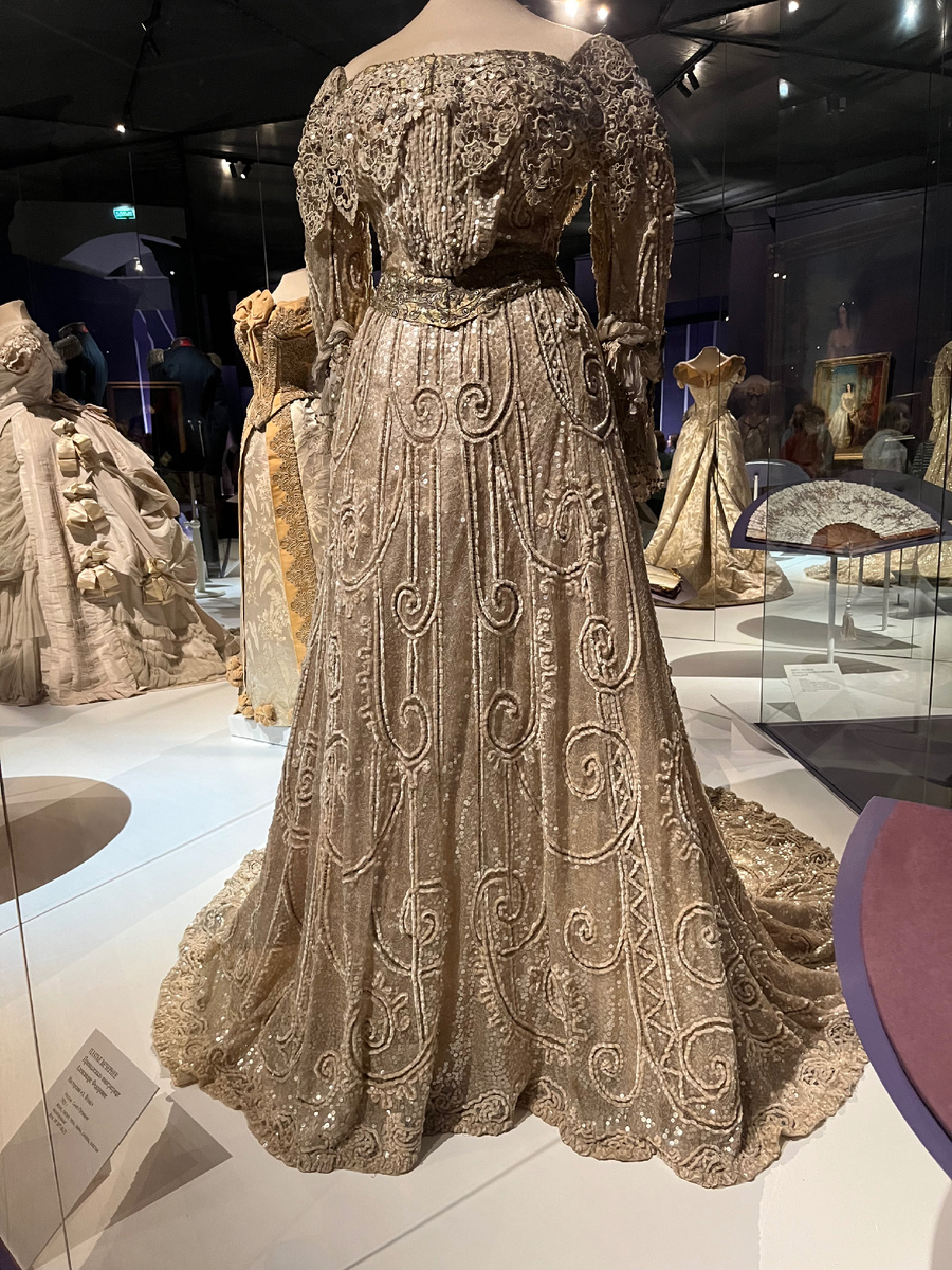 Платье императрицы Александры Федоровны. Выставка ГИМ.Блеск русского двора.