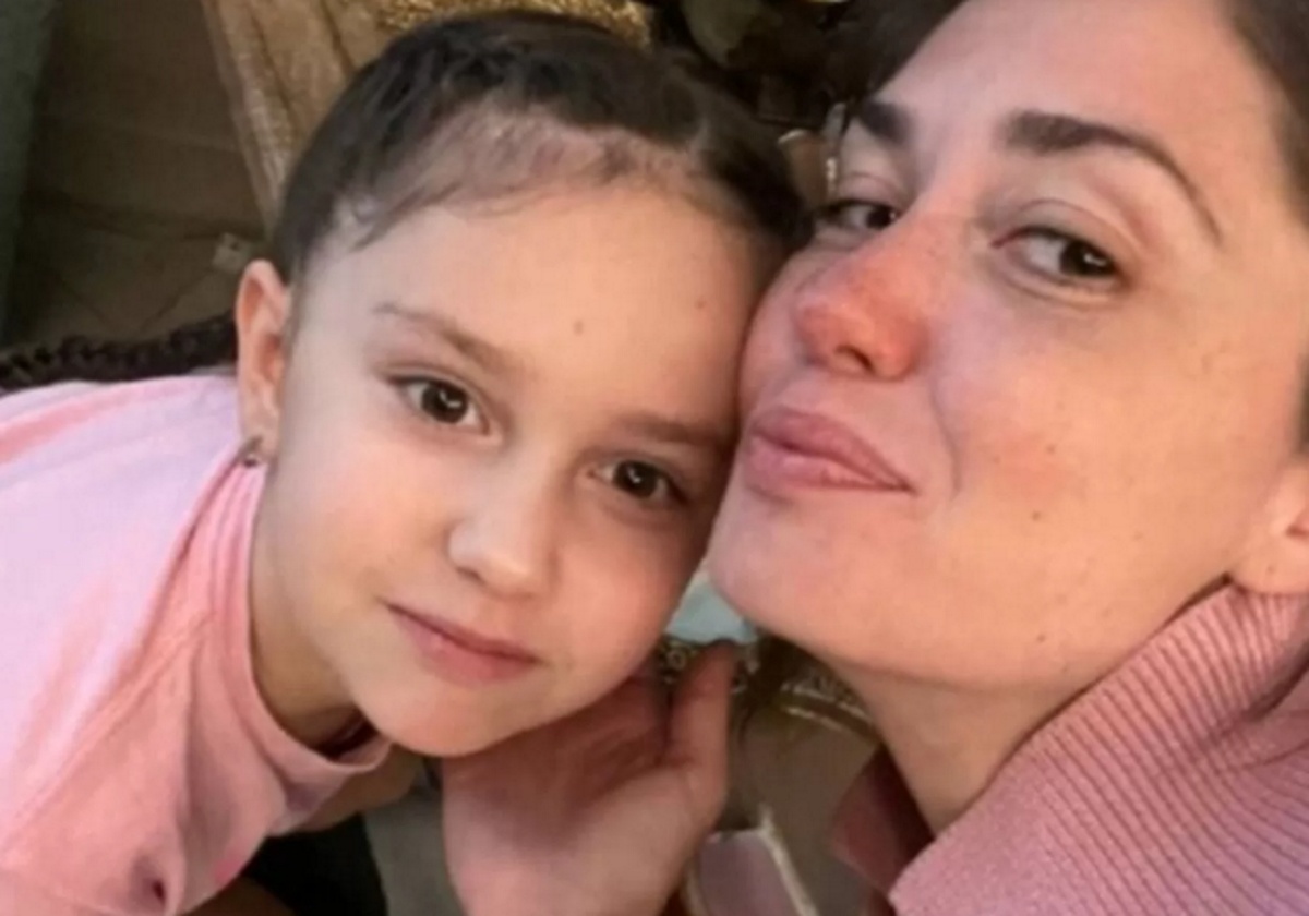 Агата Муцениеце с дочкой Мией. Фото: соцсети