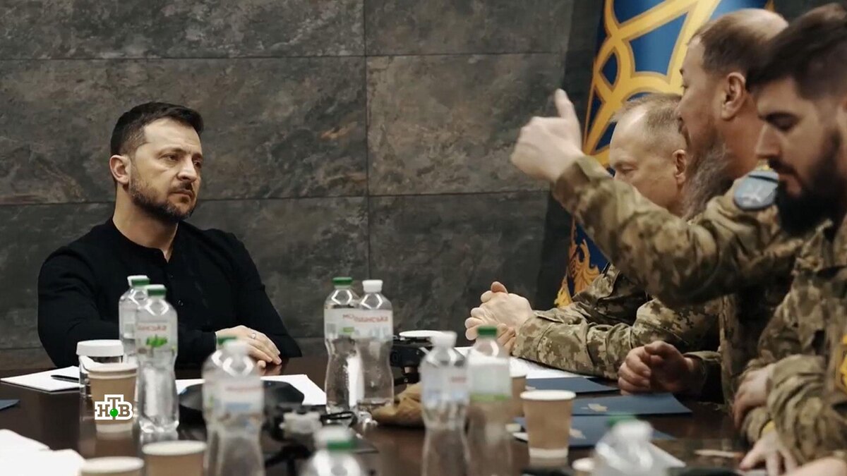    «Ты лох, Вова, по жизни»: украинцы в шоке от поведения Зеленского