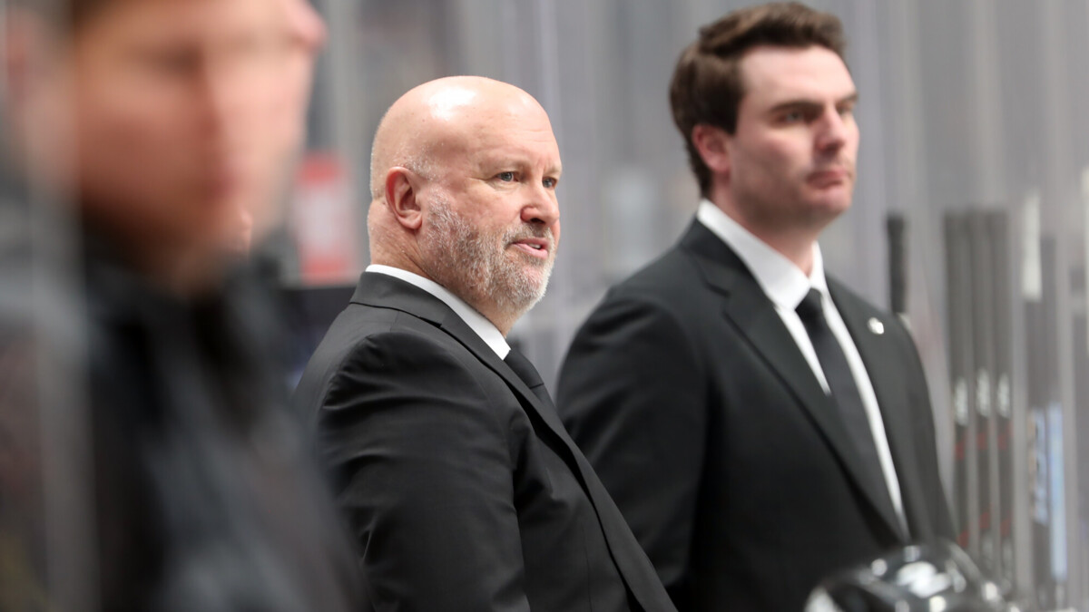 Бенуа Гру. Главный тренер ХК "Трактор" Челябинск.