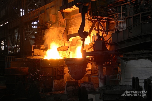    Выплавка стали Фото:  АиФ/ Наталья Бояркина