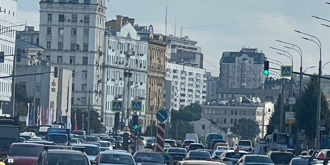 От Матроскина до Бродского. Почему на Садовом кольце за последние годы появилось так много памятников и чем они примечательны?