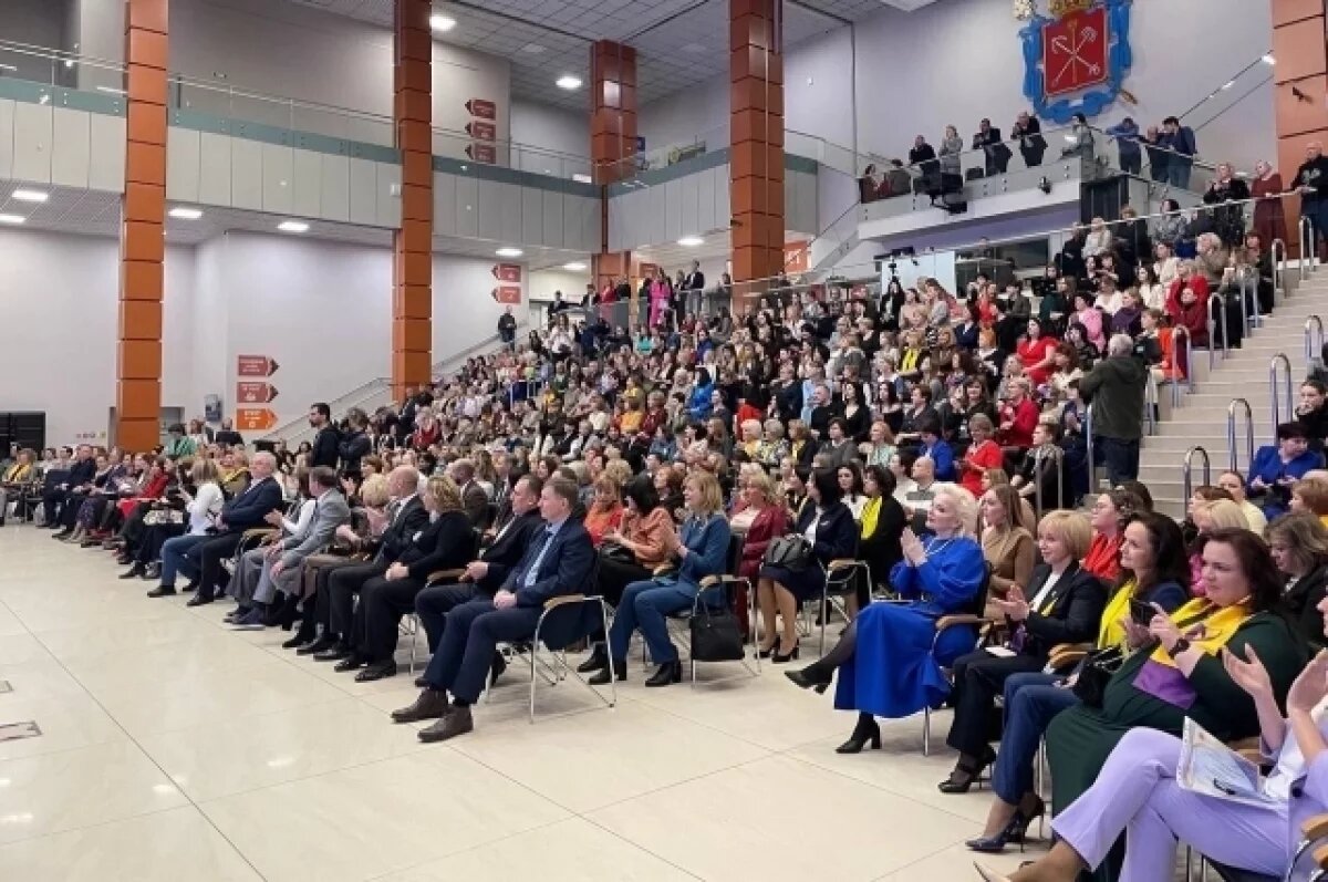    В Петербурге подвели итоги XVIII конкурса «Женщина года»