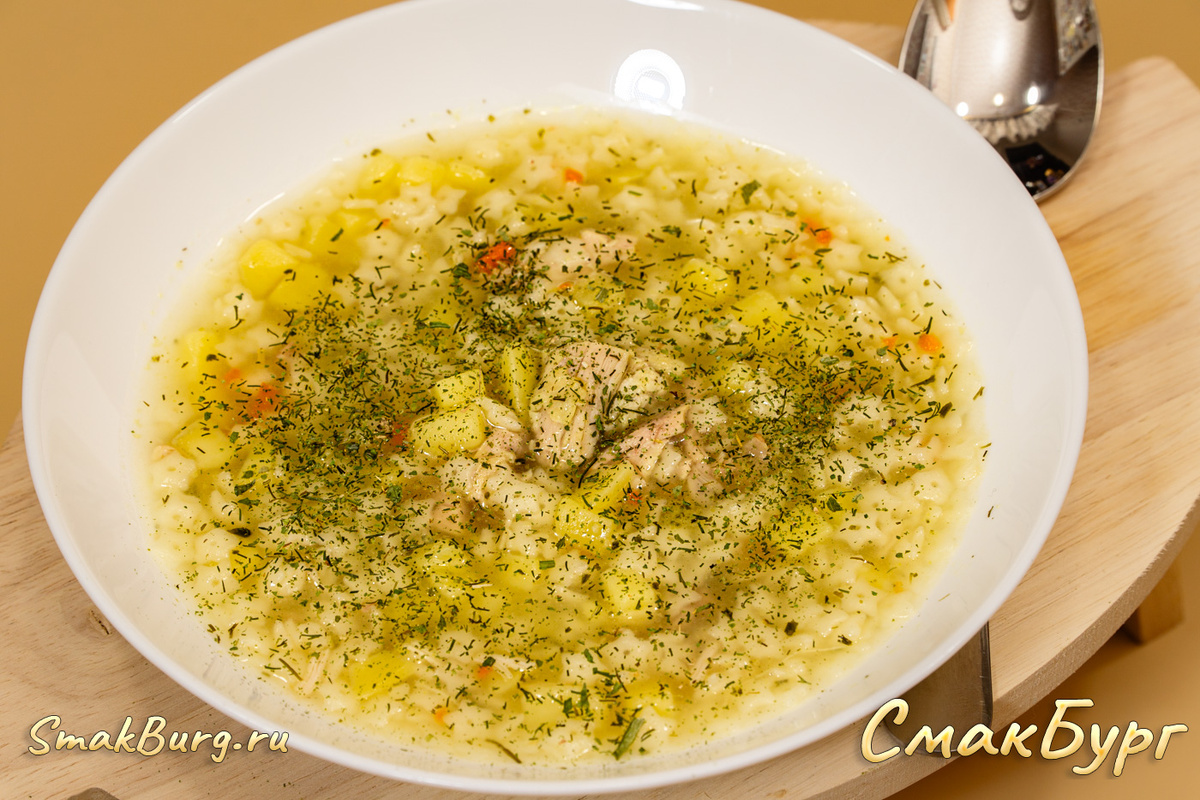 Простой и вкусный куриный суп со звездочками - приятное первое блюдо для всей семьи!