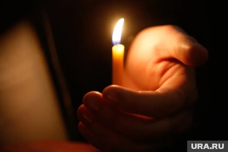 Коллектив спортшколы скорбит о гибели Тимура Амирова. Фото: Эдуард Корниенко © URA.RU