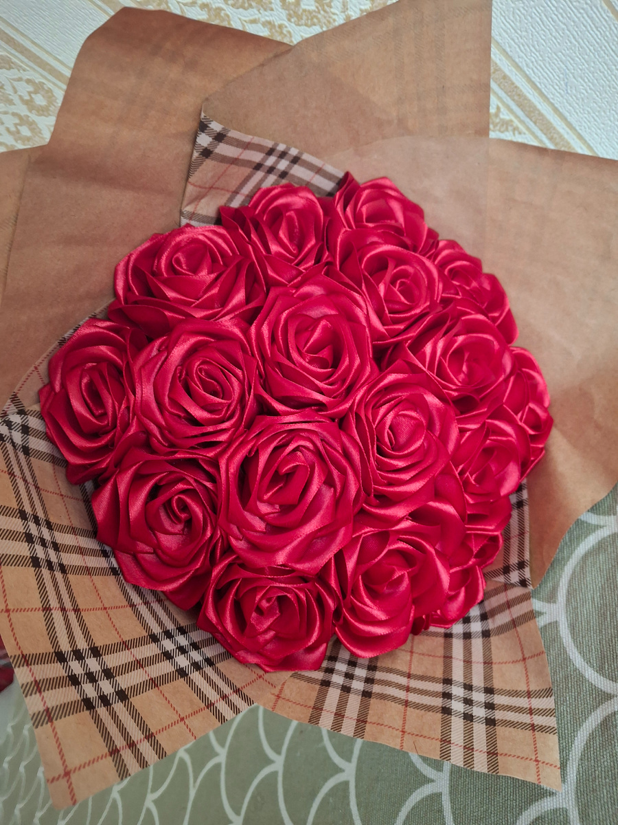 Пару бессонных ночей и невянущий букет готов!