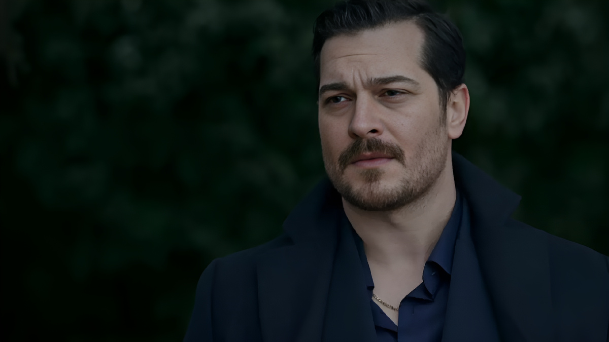 Эшреф Тек (Чагатай Улусой)