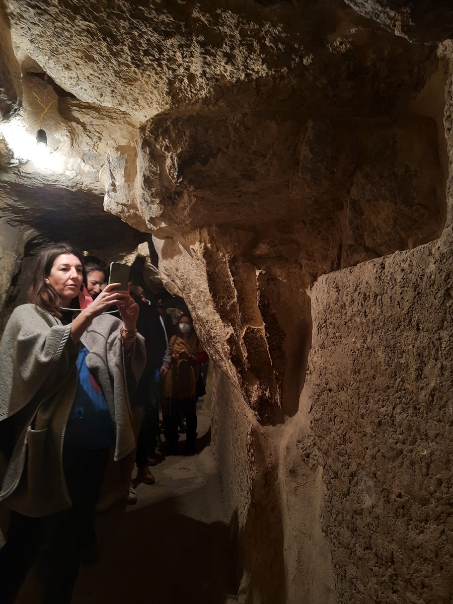 Внутри пирамиды Хеопса. Проход Аль-Мамуна.