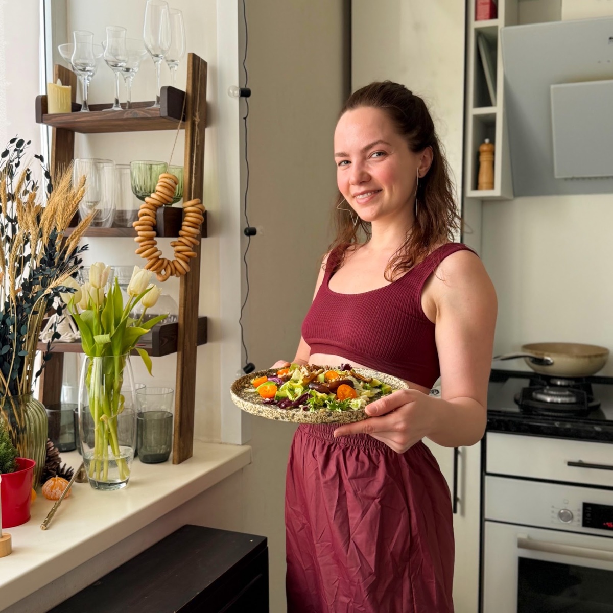 Всем привет! Меня зовут Юля, здесь я делюсь классными рецептами и просто своей жизнью. Рада новичкам и старичкам!