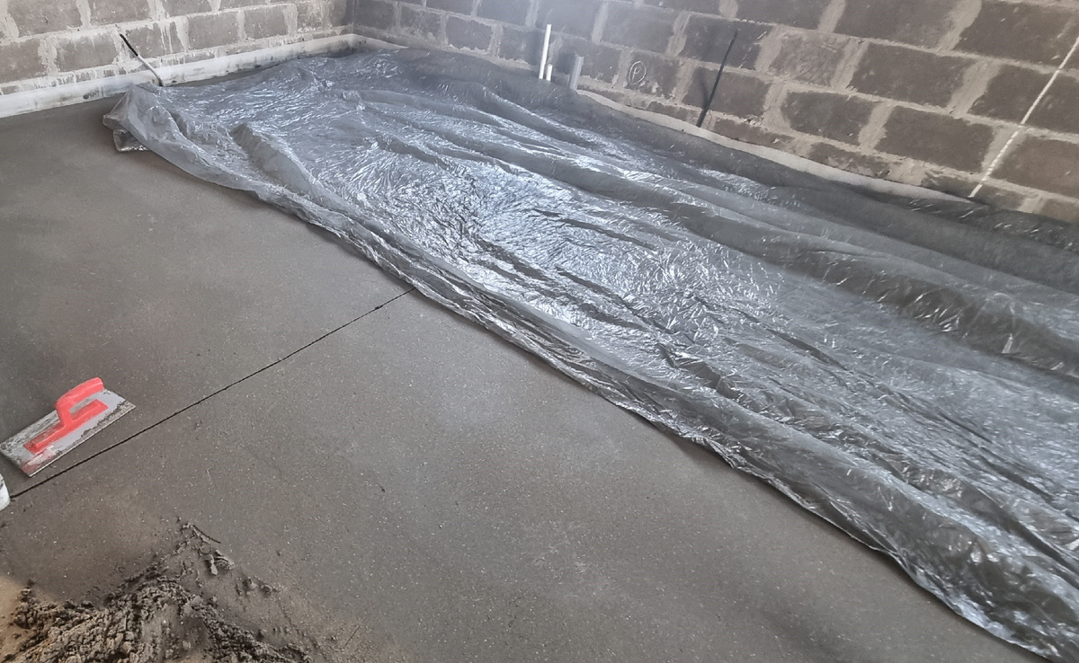 Устройство полусухой стяжки пола