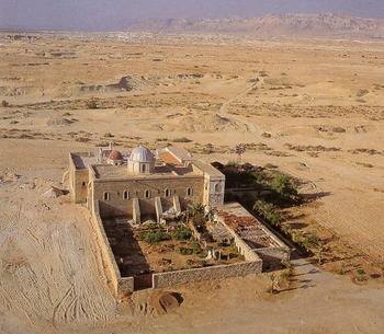 Монастырь в пустыне