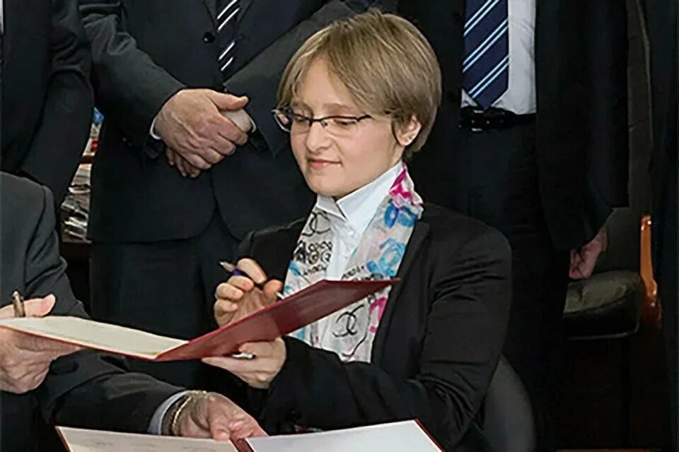 Автор: https://avatars.mds.yandex.net/i?id=b74ab4bfc7585c8e7a4510b2e6b382af_l-5338918-images-thumbs&n=13