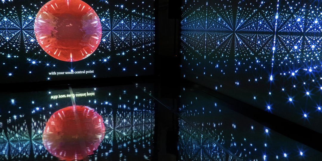 Мастерство многопроекционных инсталляций: 5 советов по созданию иммерсивного арт-пространства
